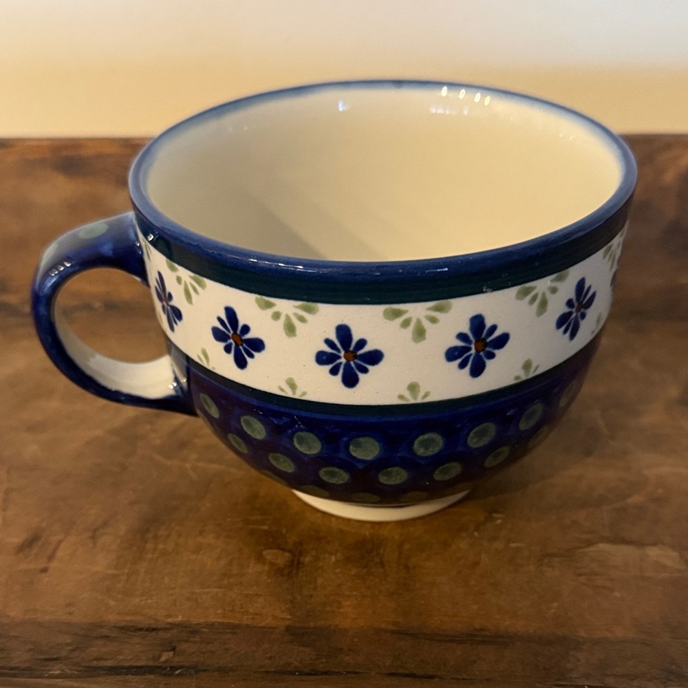 Elegant Blue Floral Mug